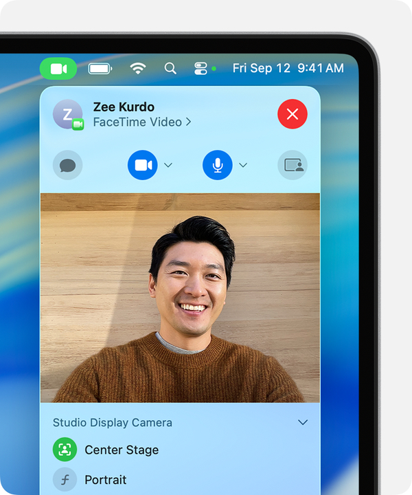 Trong các cuộc gọi FaceTime hoặc ứng dụng video tương thích, camera sẽ tự động theo dõi chuyển động nhỏ của người nói với Center Stage