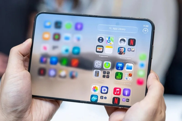 Thử nghiệm iPhone Duo trên tay với khả năng tương thích iOS cao