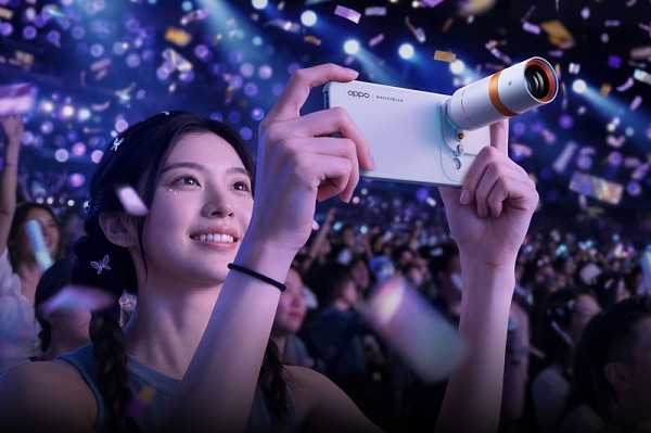 Bộ teleconverter Hasselblad giúp OPPO Find X10 tăng cường khả năng chụp các chủ thể ở khoảng cách xa, đặc biệt phù hợp trong những tình huống như sân khấu hay sự kiện