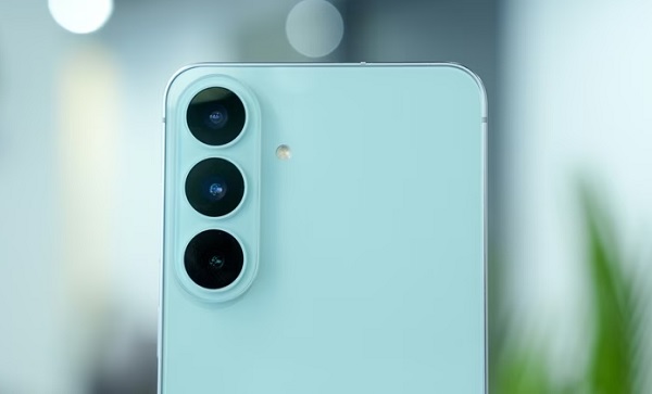 Galaxy S26 FE sở hữu cụm ba camera linh hoạt