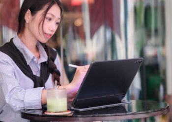 Galaxy Tab S12 Ultra: Mỏng nhẹ, đa nhiệm linh hoạt, mở lối sáng tạo vượt giới hạn để tạo nên kiệt tác !