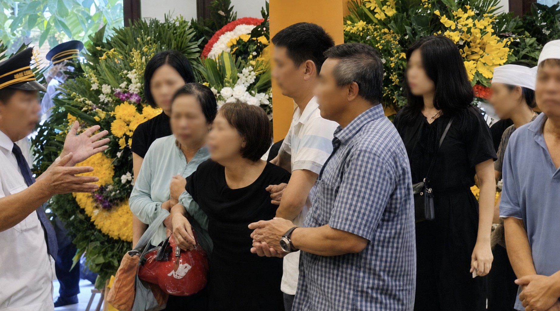 Bài cảm tạ dành cho các cơ quan, đoàn thể nên trang trọng, nêu rõ sự hỗ trợ của các tập thể và những người tham dự