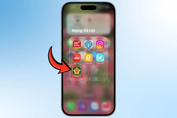 Mở app VNeID trên điện thoại