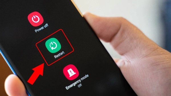 Nhấn biểu tượng khởi động lại