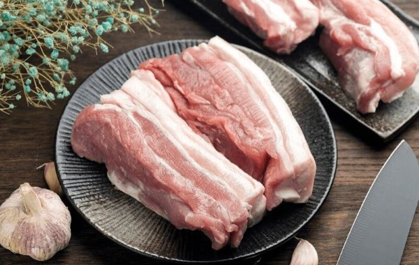Cách sơ chế thịt để loại bỏ mùi đặc trưng