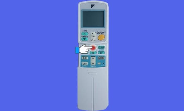 Nhấn nút FAN để thay đổi tốc độ gió