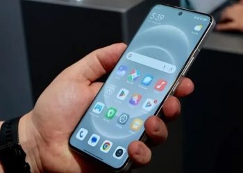 Cách tắt nguồn điện thoại Redmi nhanh, kể cả khi máy bị đơ