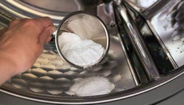 Cách dùng baking soda để vệ sinh lồng máy giặt