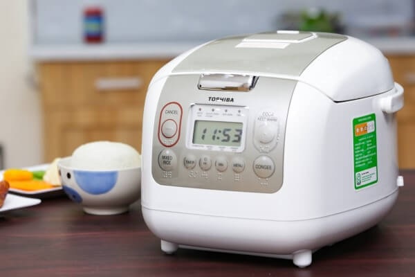 Lượng điện năng tiêu thụ của nồi cơm điện tùy từng công đoạn sẽ khác nhau
