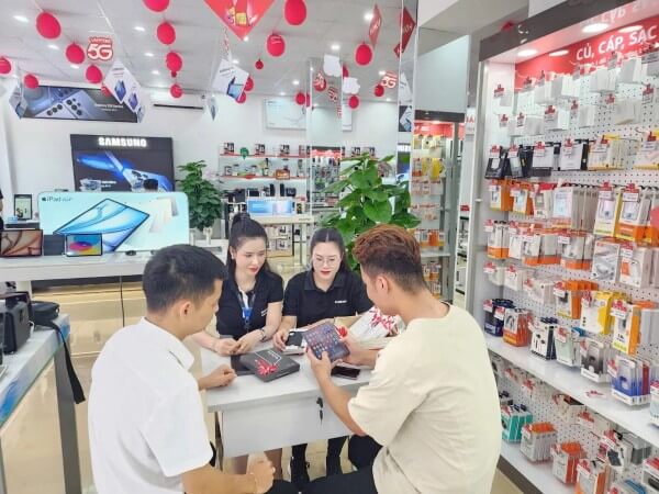 Chọn smartphone gaming và thiết bị công nghệ chính hãng tại Viettel Store