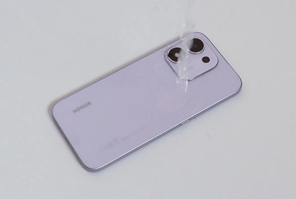 HONOR 600S 5G được trang bị các tiêu chuẩn chống bụi và kháng nước cấp độ IP68, IP69 cũng như IP69K