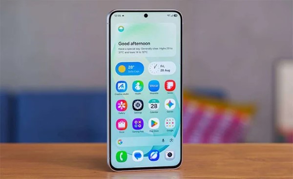 Samsung Galaxy S26 FE chạy trên nền tảng One UI 9 trên Android 17