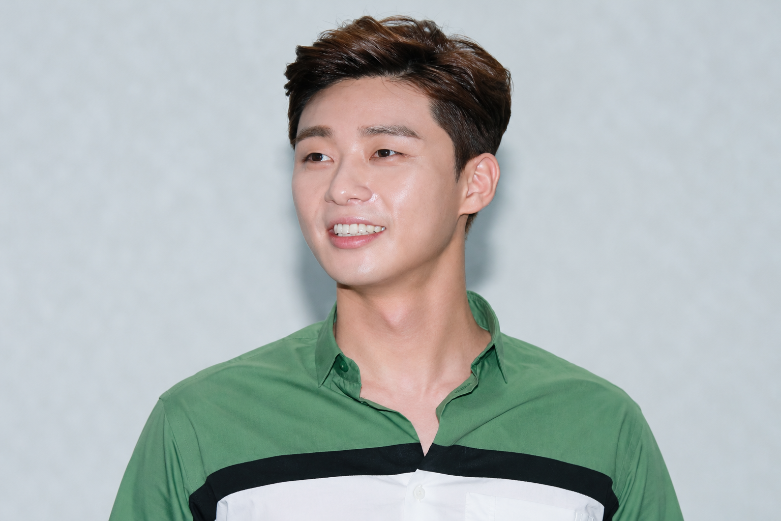 Park Seo Joon (tên thật Park Yong Kyu, sinh năm 1988 tại Seoul) là một trong số ít diễn viên Hàn Quốc có màn ra mắt Hollywood trong vũ trụ điện ảnh Marvel