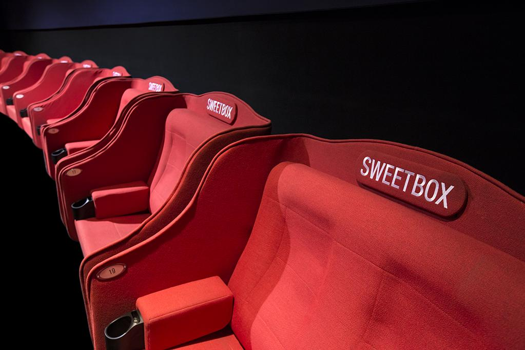 Các loại ghế đặc biệt tại CGV có thể phát sinh phụ thu so với ghế tiêu chuẩn.