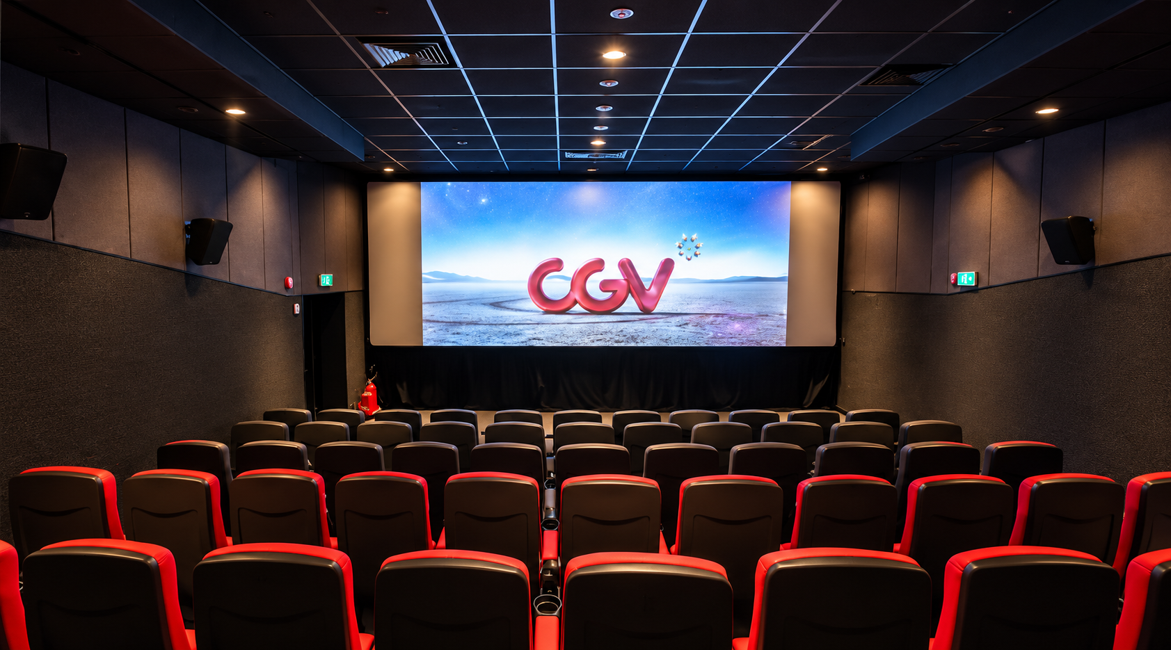 Giá vé xem phim CGV thay đổi theo cụm rạp, hạng ghế và định dạng phòng chiếu.