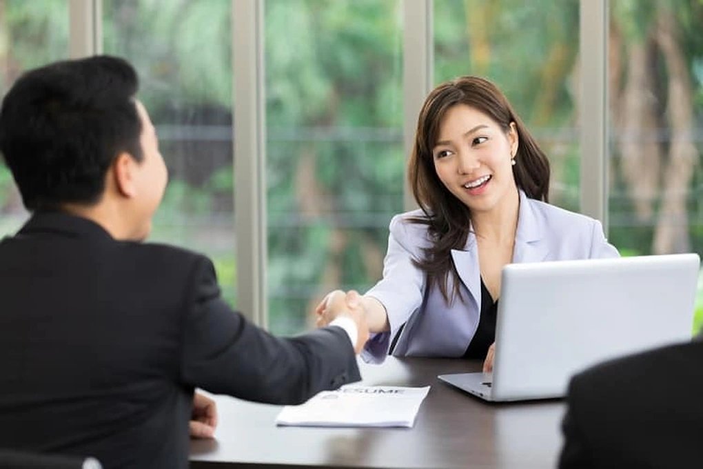 Họ trải qua hành trình chuyển dịch từ học hỏi, xây dựng sự nghiệp đến cân bằng cuộc sống