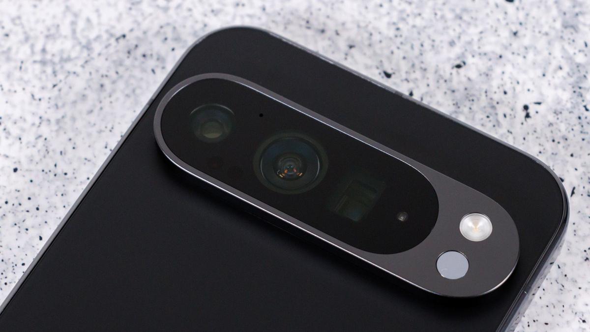 Google Pixel 11 Pro Fold: schermi record e design più robusto