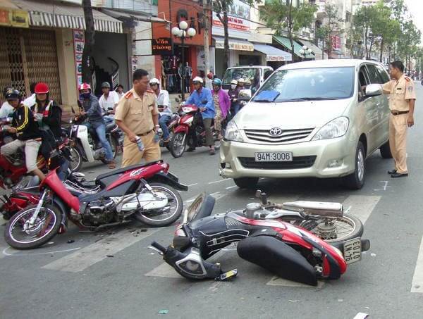 Trường hợp xử lý khi không có bằng lái xe máy và gây tai nạn