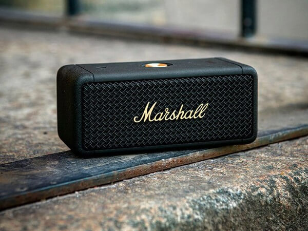 Loa Marshall Emberton