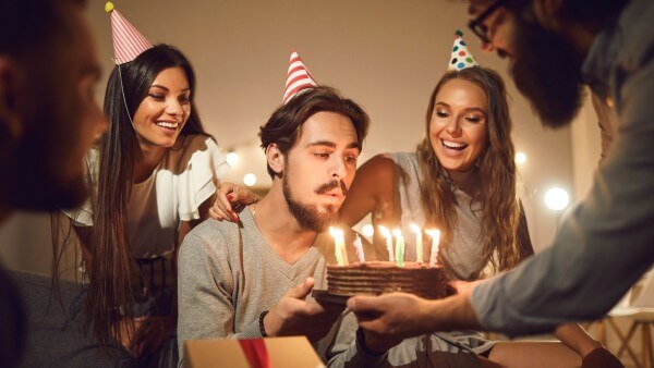 Những lời cảm ơn sinh nhật vui vẻ và hài hước 
