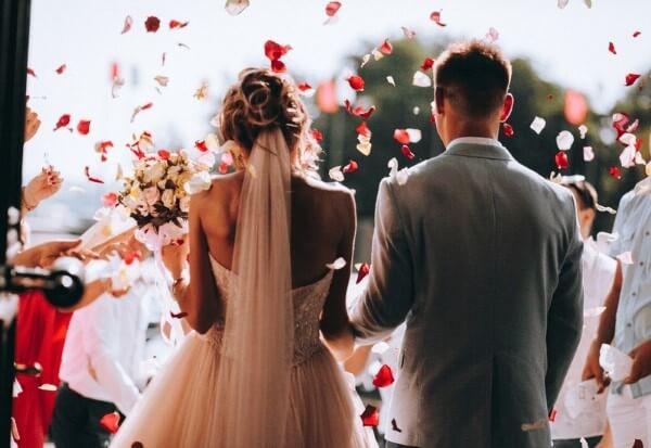 Lưu ý khi chọn lời chúc đám cưới theo từng đối tượng