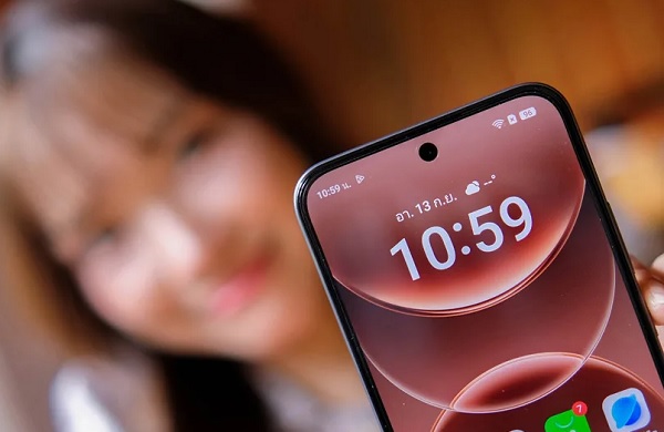 Camera selfie ghi trọn mọi khoảnh khắc nhóm siêu sắc nét