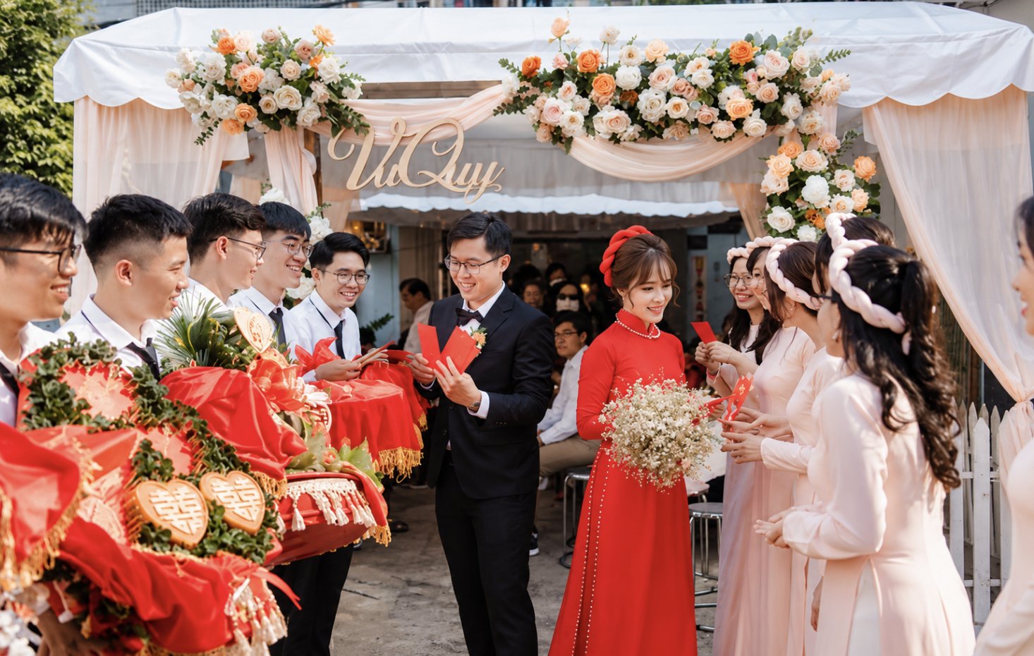 Nhà gái gửi lời cảm ơn, bày tỏ niềm vui khi hai gia đình chính thức gắn kết sau lễ ăn hỏi