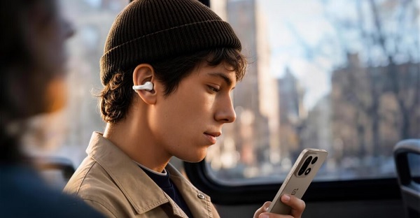 Kết nối Bluetooth 6.1, hỗ trợ nhiều tính năng thông minh