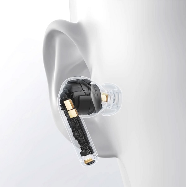 OPPO Enco X4 sử dụng ba micro kết hợp cảm biến VPU, cải thiện độ rõ giọng nói khi gọi điện ở nơi nhiều tiếng ồn
