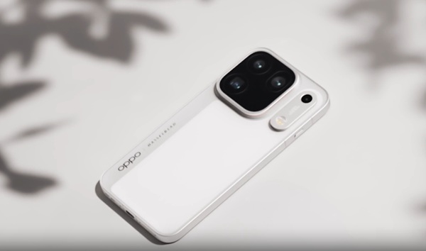 OPPO Find X10 và Find X10 Pro Max đều tích hợp phím Snap Key tùy chỉnh ở cạnh trái