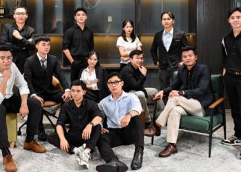 48 quà chia tay đồng nghiệp kèm gợi ý thương hiệu và mức giá