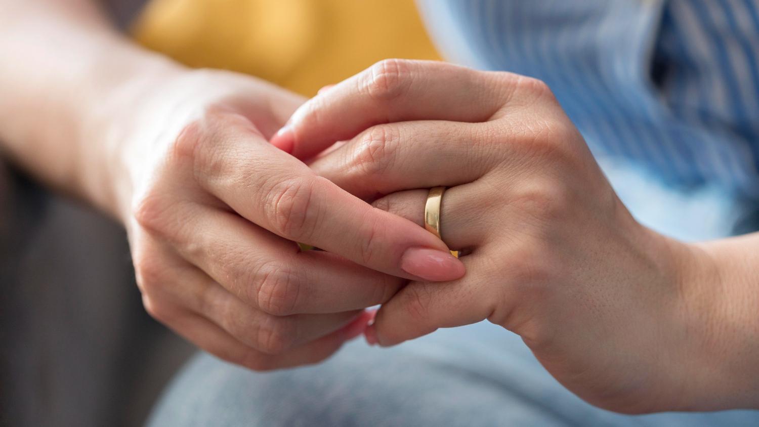 55+ quà sinh nhật cho mẹ ý nghĩa, thiết thực theo từng độ tuổi