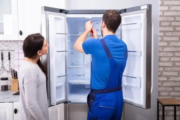 Lỗi do bo mạch điều khiển, dây dẫn hoặc đầu nối gặp sự cố, hư hỏng