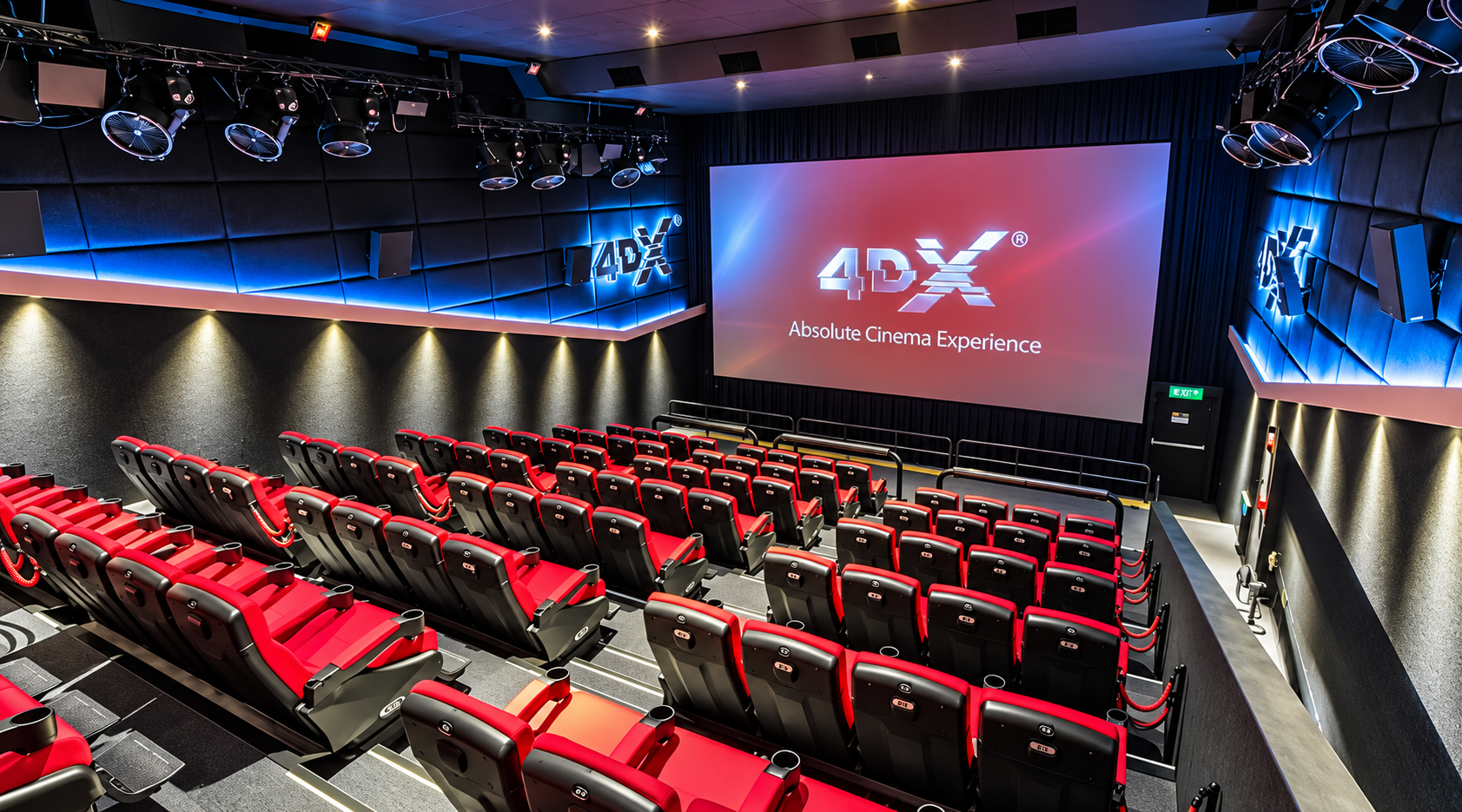 Rạp 4DX được trang bị ghế chuyển động và hệ thống tạo hiệu ứng tương tác theo từng cảnh phim.