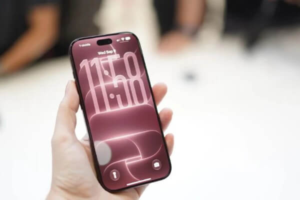 iPhone 18 Pro sử dụng màn hình LTPO Super Retina XDR OLED 6,3 inch, 120Hz