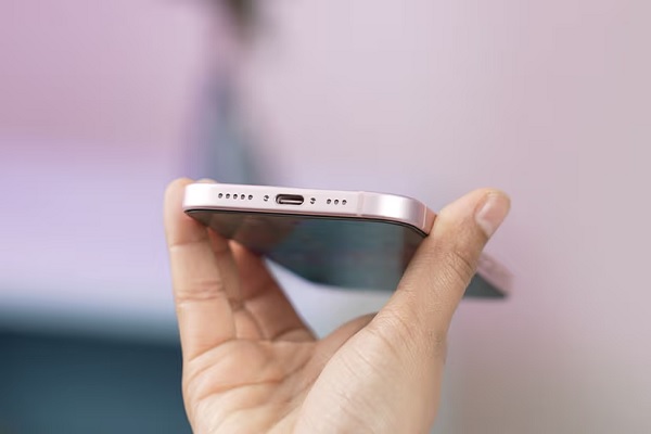Apple cam kết thời gian trải nghiệm thực tế đạt tới 20 giờ xem video liên tục