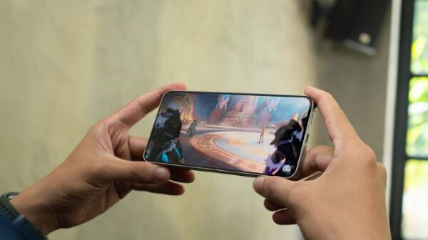 So sánh hiệu năng Samsung Galaxy S26 FE vs Xiaomi 17T