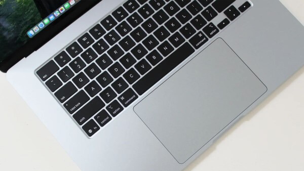 Nhấn phím F5 để điều chỉnh độ sáng mong muốn