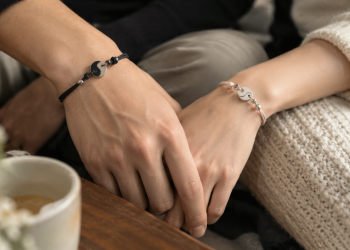 Tặng quà sinh nhật người yêu nữ: 50 gợi ý theo từng ngân sách