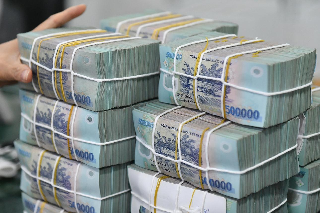 Trong sổ mơ dân gian, giấc mơ thấy nhiều tiền 500.000 đồng thường được liên hệ với số 45, 75