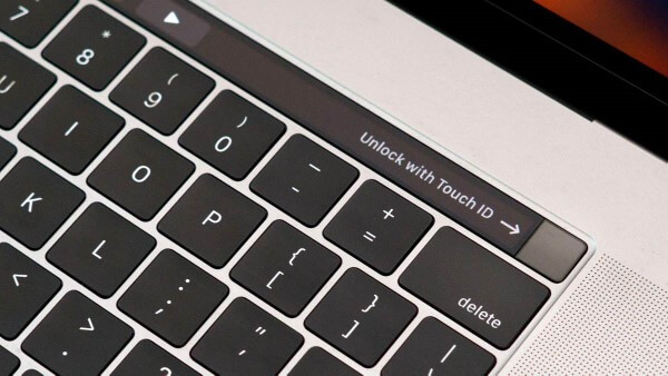 Touch ID thường được tích hợp ở khu vực phía trên bàn phím