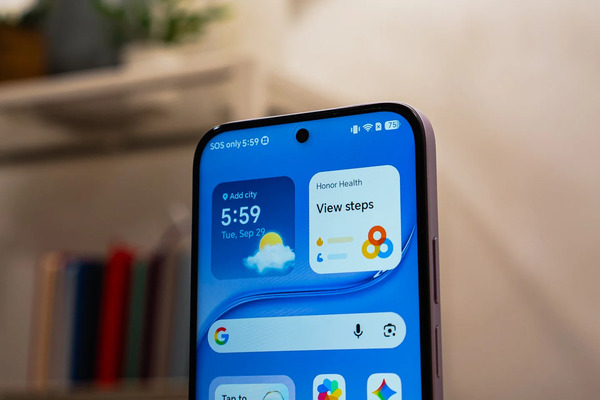Phần camera trước cũng hướng đến các chức năng cơ bản như gọi video call hay selfie
