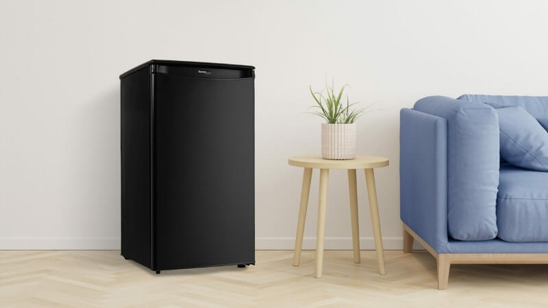 Tủ lạnh mini có dung tích nhỏ hơn các dòng tủ lạnh thông thường