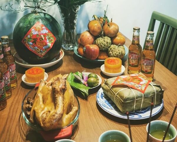 Chuẩn bị mâm cúng giao thừa trong nhà