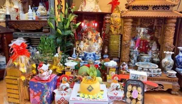 Tham khảo mẫu văn khấn Thần Tài, Thổ Địa ngày 30 Tết