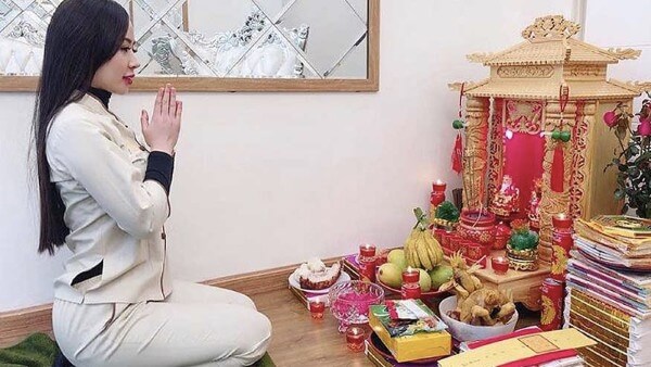 Tham khảo bài văn khấn Thần Tài hàng ngày
